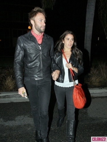  Nikki Reed & Paul McDonald Hold Hands in West Hollywood (PHOTOS)