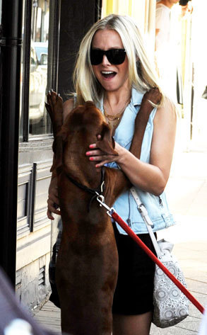 Kristen Bell and a doggie