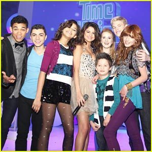  Shake it Up cast with Selena Gomez!