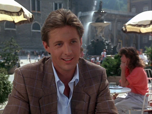 Bruce Boxleitner as Lee Stetson
