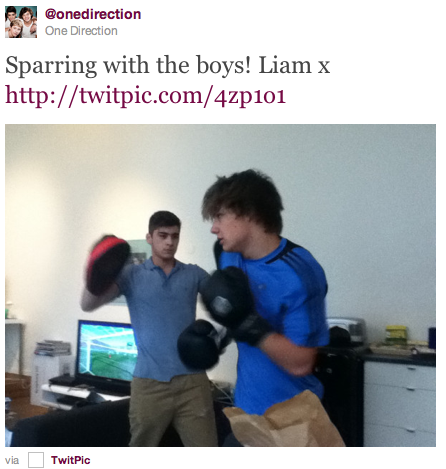  Goregous Liam Twets About Sparring Wiv The Boyz!! 100% Real ♥
