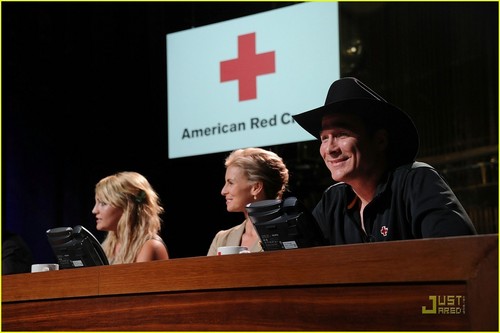  Jamie Lynn Spears: CMT Disaster Relief Concert!