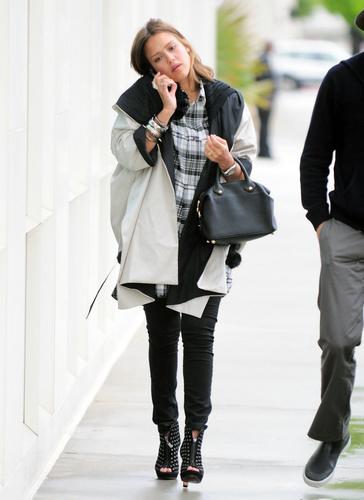  Jessica - Out in Beverly Hills - 17th May 2011