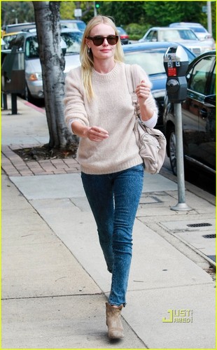  Kate Bosworth: Art Class in Pacific Palisades!