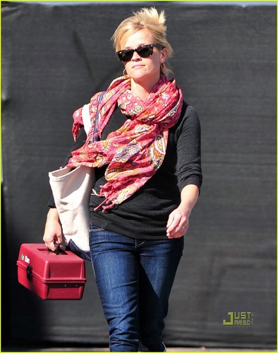  Reese Witherspoon: Art Student!