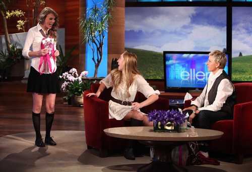  Taylor on Ellen 10.05.11