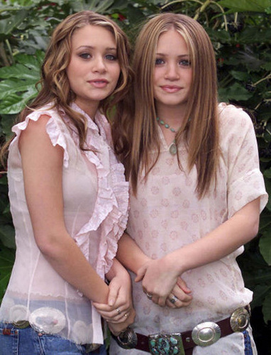Mary-Kate & Ashley Olsen images 2002 - BBC for Children in Need ...