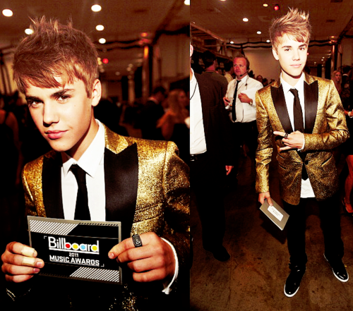  Justin Bieber- Billboard muziek Awards‎ 2011