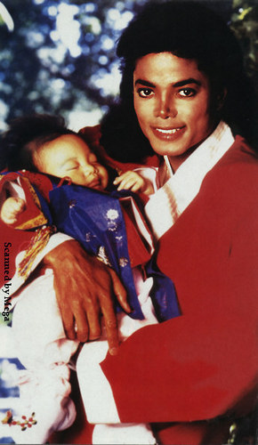  Michael Jackson ^_^