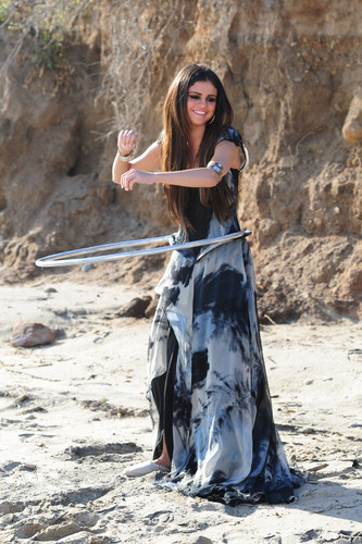  Selena - 'Love anda Like a cinta Song' musik Video Stills - 19th May 2011