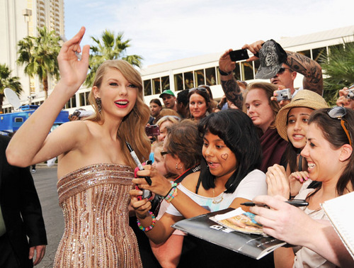  Taylor 迅速, 斯威夫特 at the 2011 Billboard 音乐 Awards