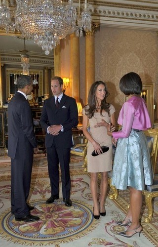  Barack and MIchelle Obama Meet Prince William and Kate Middleton