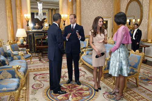  Barack and MIchelle Obama Meet Prince William and Kate Middleton