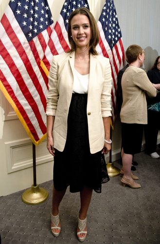  Jessica - Joins Safer Chemicals, Healthy Families Coalition On Capitol hügel - May 24, 2011