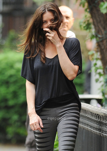  Liv Tyler spotted outside her nyumbani in New York, May 26