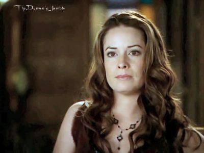  Piper Halliwell <3