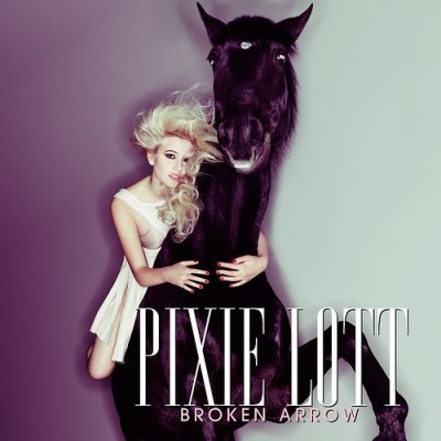  Pixie Lott – Broken palaso [FanMade]