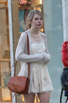  Taylor shopping at Westfield Mall