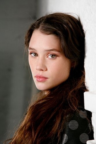  Astrid Berges-Frisbey