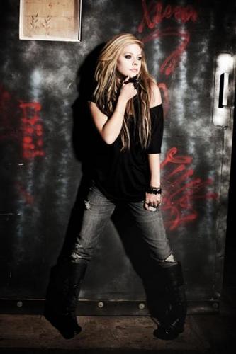  Avril Lavigne foto-foto from album Goodbye Lullaby