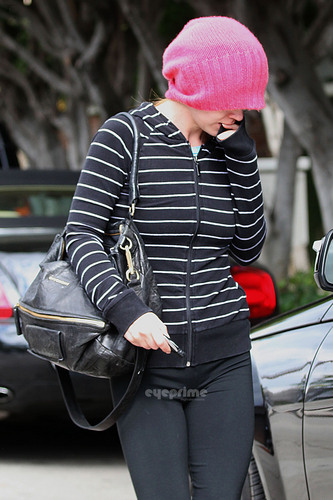 Christina Ricci Covers Up as She Leaves a Salon in Hollywood, May 18 