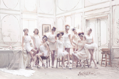  Girls' Generation/SNSD 1st Japanese Album achtergronden