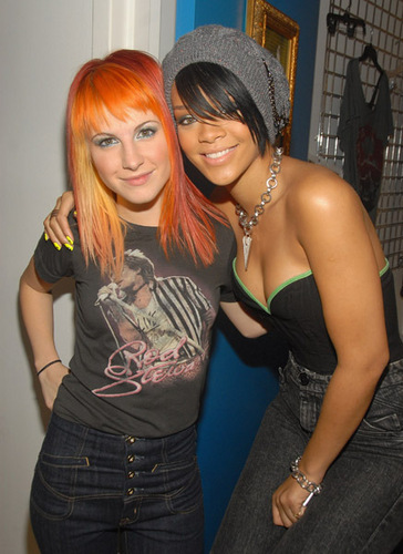  Hayley&Rihanna