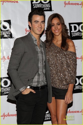  Kevin & Danielle Jonas: Do Something Awards 2011 Kick Off (05.23.2011)!