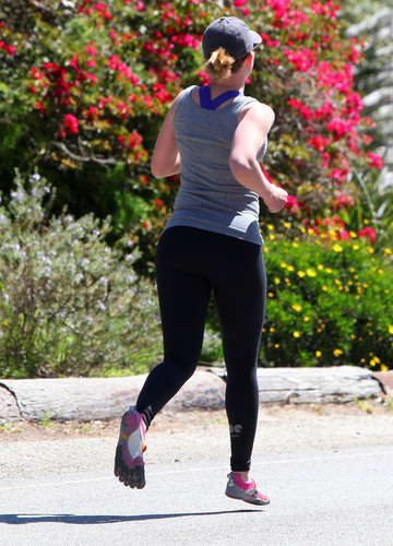  Scarlett Johansson spotted out jogging in Malibu, Apr 10
