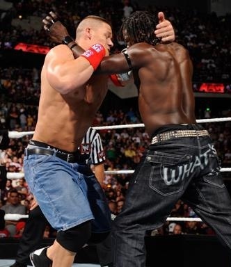  wwe Raw 5-30-11 John Cena Vs R-Truth