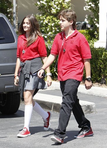  HQ-Prince and Paris On Their Way To Acting Class 5/31/2011