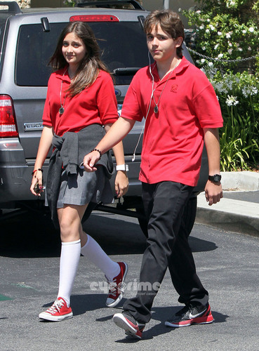 HQ-Prince and Paris On Their Way To Acting Class 5/31/2011