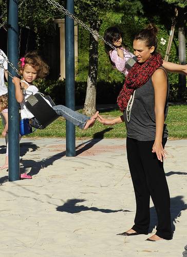  Jessica - At the Coldwater Canyon Park in Beverly Hills - May 29, 2011