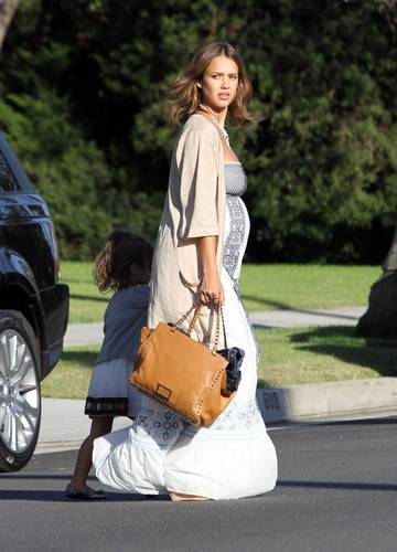  Jessica - Leaving Rachel Zoe's Memorial ngày party in Los Angeles - May 30, 2011