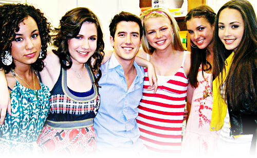  Logan and the girls of BTR!
