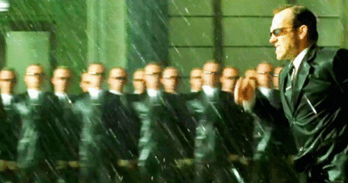  Neo & Agent Smith in 'The Matrix Revolutions'