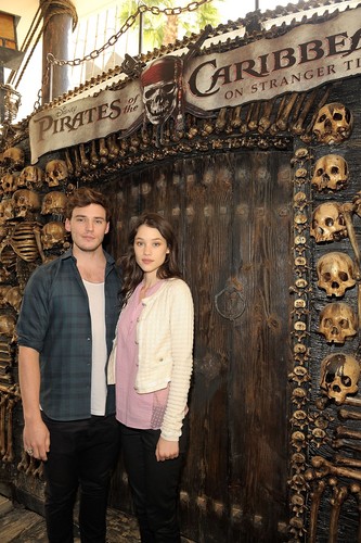  Pirates of the Caribbean: On Stranger Tides" Cast Visit Hot Topic Store