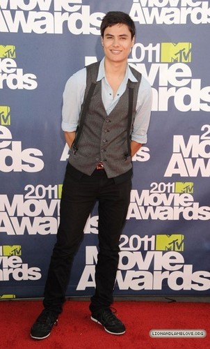  2011 MTV Award Arrivals