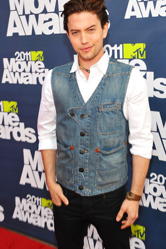  2011 MTV Movie Awards - Red Carpet
