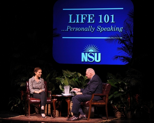 Alyssa - ''Life 101'' at Nova universiti in Davie, Florida, January 7, 2008