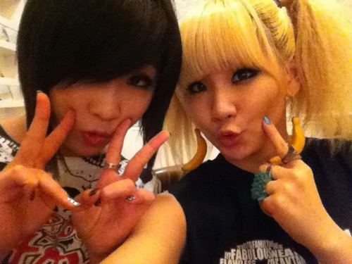  CL AND MINZY IN TWITTER