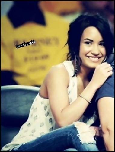  Demi! ONLY MY!