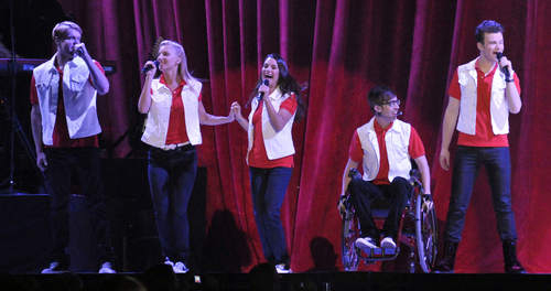  Glee Live! 2011