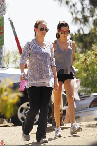  Haylie - Hiking at Runyon Canyon in LA with Ashely Tisdale and Austin Butler - June 07, 2011