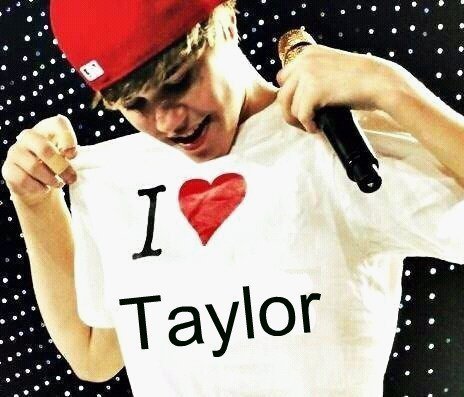 Justin loves Me.♥