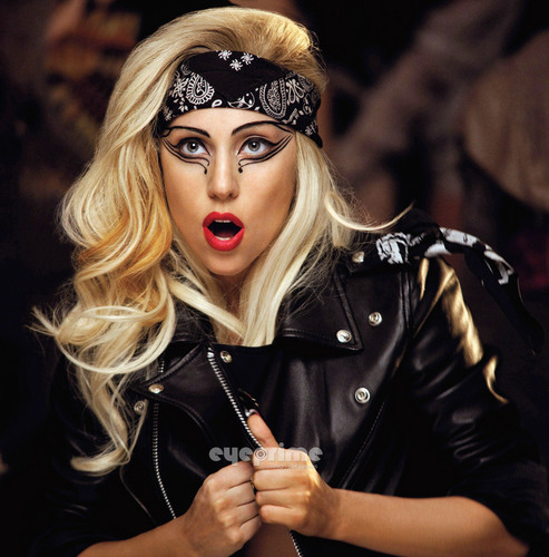  Lady Gaga “Judas” Musik Video Stills