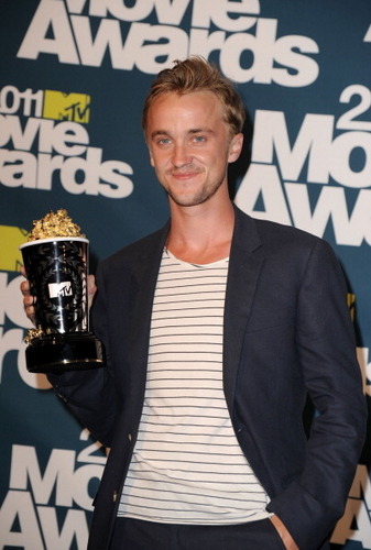  MTV Movie Awards - June 5th, 2011tom win best villian award