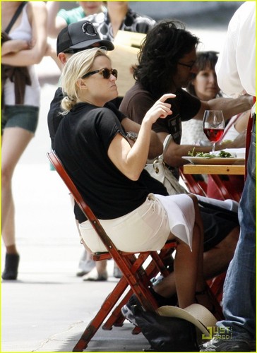  Reese Witherspoon: Sunday desayuno tardío, brunch with Jim Toth
