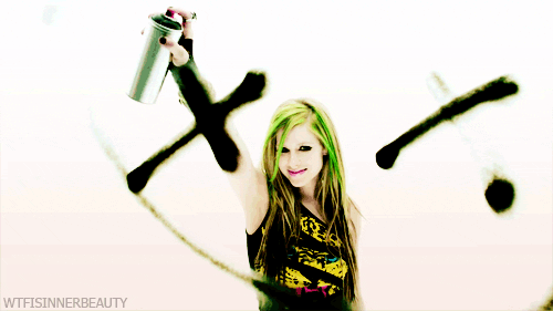  Avril Lavigne Smile Fanart