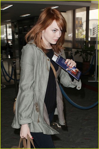 Emma is also pictured at LAX airport heading out of town for the weekend